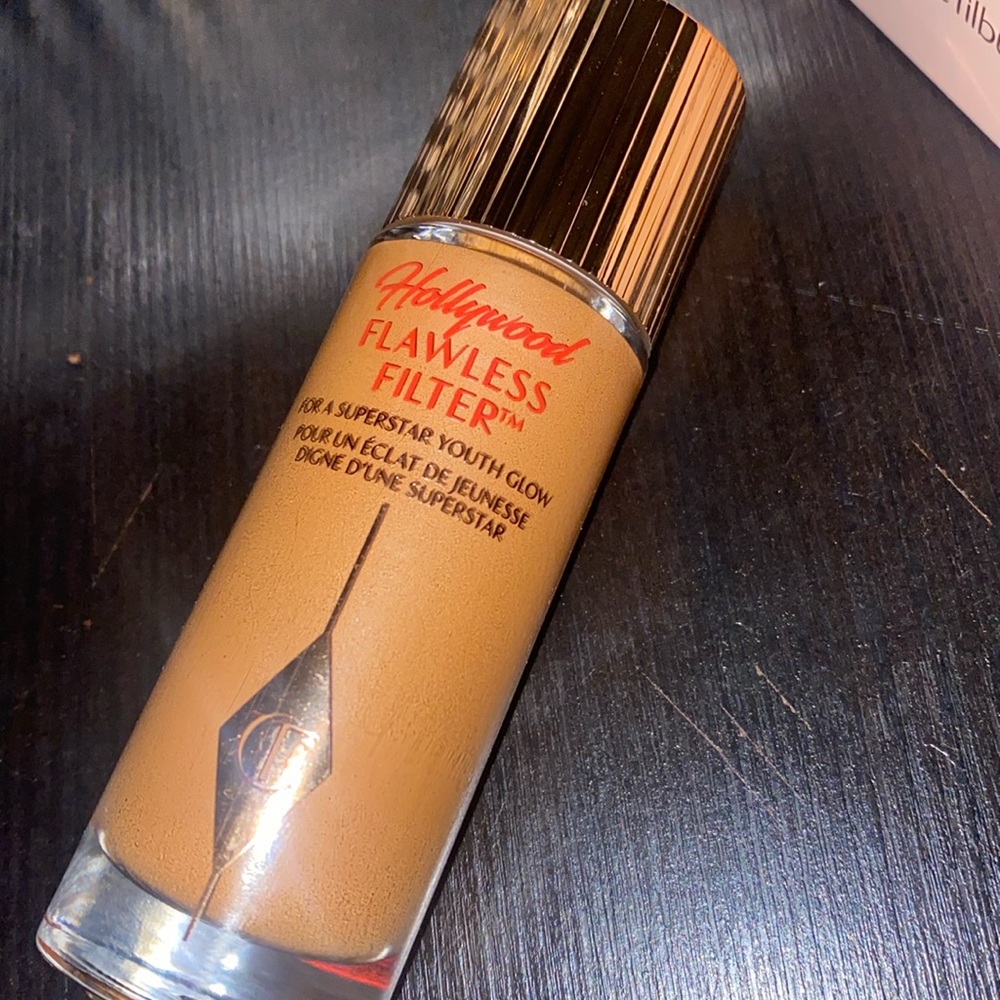 Charlotte Tilbury Hollywood Flawless Filter